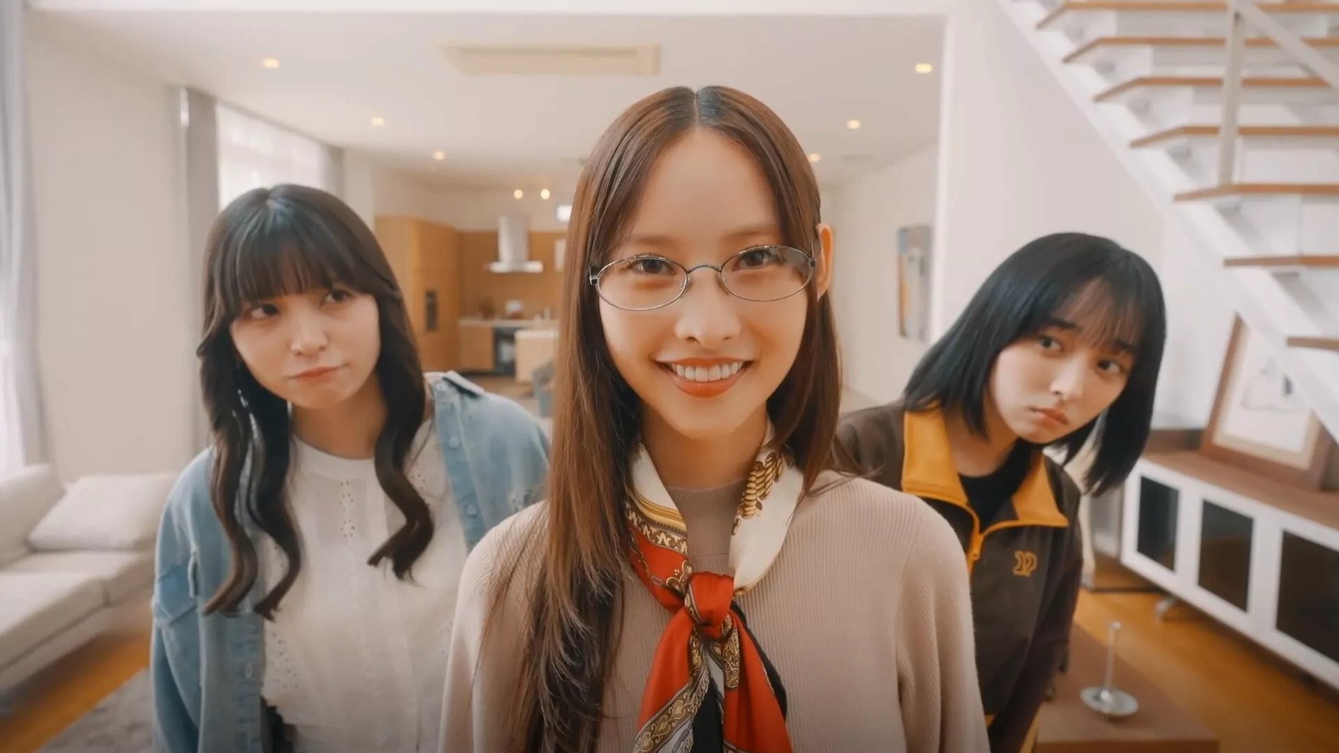 嘟嘟嘟~恋爱信号响不停,美女室友们教我如何淡定?/Roommates, Romance, and Ringing Hearts 版本更新 嘟嘟嘟~恋爱信号响不停,美女室友们教我如何淡定?/Roommates, Romance, and Ringing Hearts 版本更新