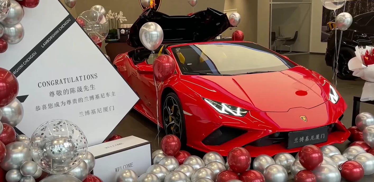 外面收费 699 的 AE 半无人直播，半小时学会，日入 500+，当天出结果