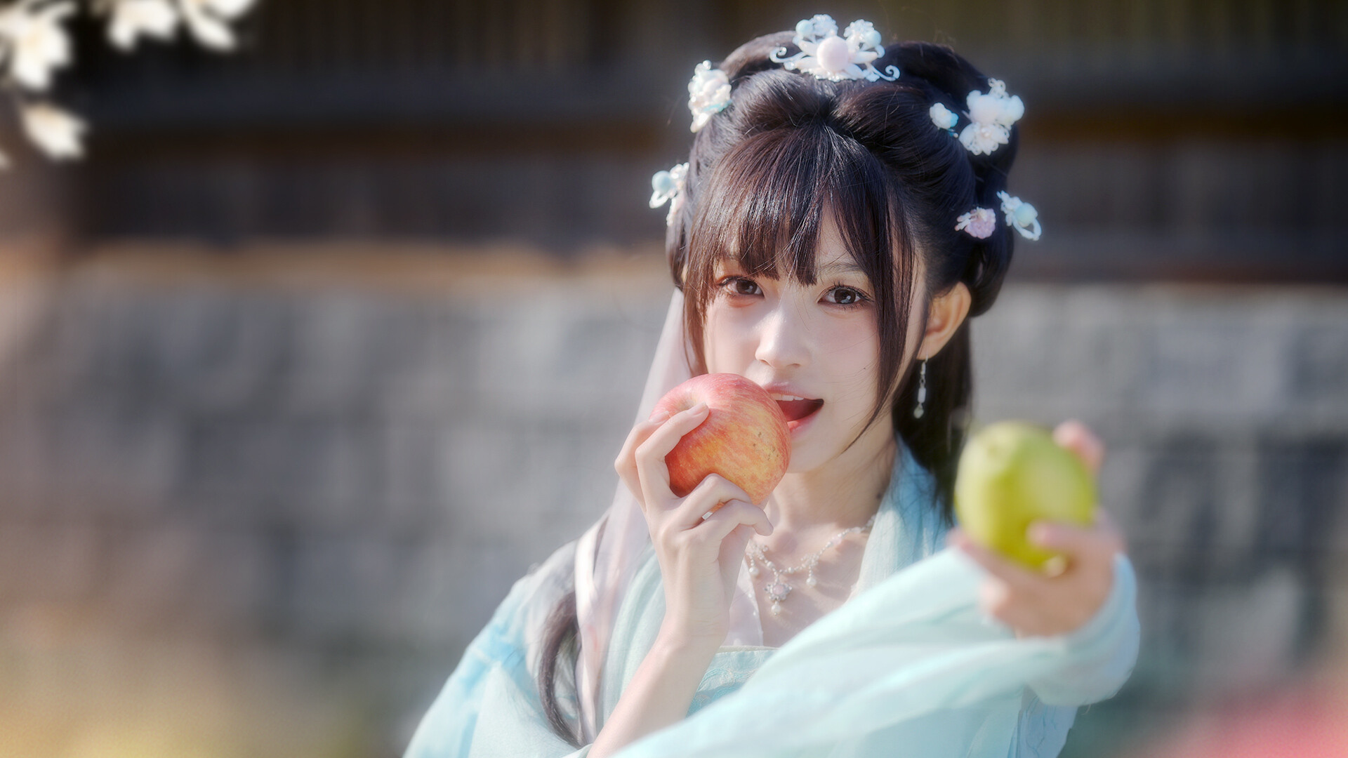 完蛋！我被美女包围了！2/Love is All Around 2客创社区-专注互联网轻资产资源整合与分享客创社区-专注互联网轻资产资源整合与分享